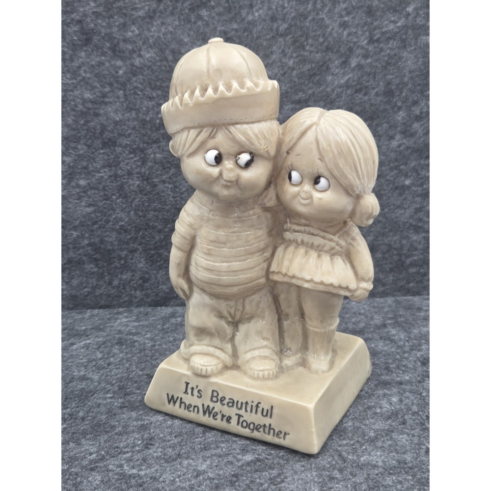 Vintage R&W Berries It's Beautiful When We're Together Figurine 1971 Boho Couple